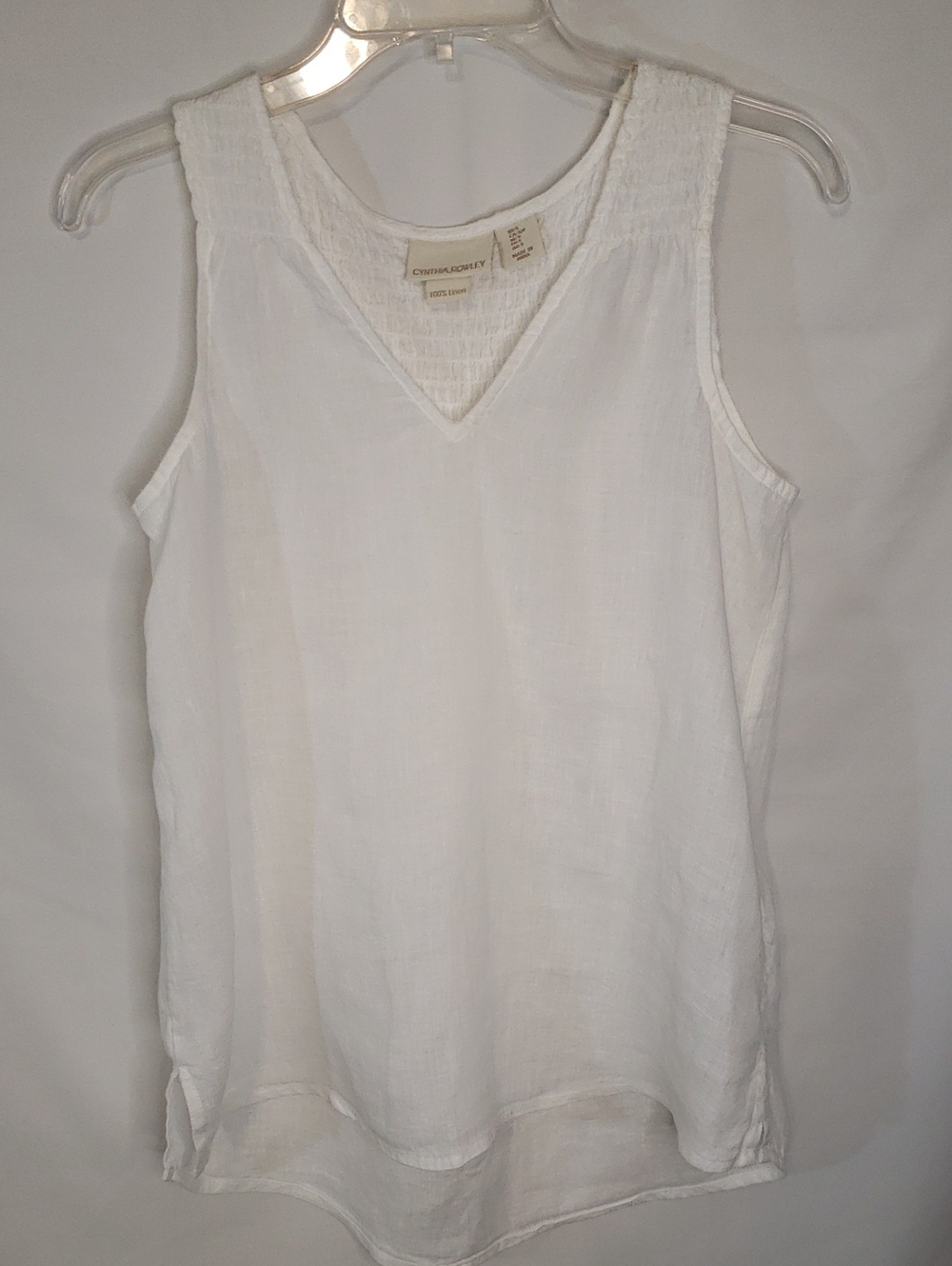 Cynthia Rowley NWOT White Linen V-Neck Smocked Tank